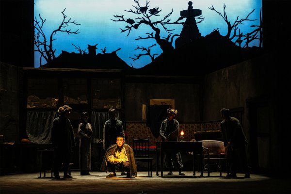 股票投资公司 群像里的时代悲欢，经典话剧《骆驼祥子》再现人艺舞台